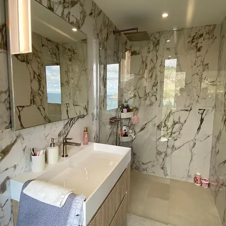Avec Vue Magnifique A Appartement