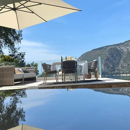Avec Vue Magnifique A *